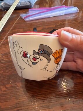 NEW Rae Dunn Winter Christmas Frosty the Snowman Nesting Measuring Cups Set of 4